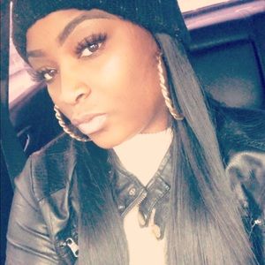 Meet your Posher, Roxy